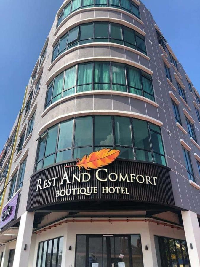Rest And Comfort Boutique Hotel Куала-Тренгану Екстер'єр фото