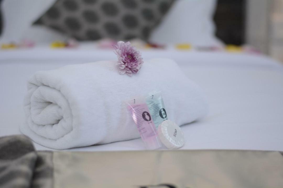 Rest And Comfort Boutique Hotel Куала-Тренгану Екстер'єр фото