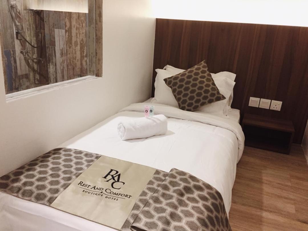 Rest And Comfort Boutique Hotel Куала-Тренгану Екстер'єр фото