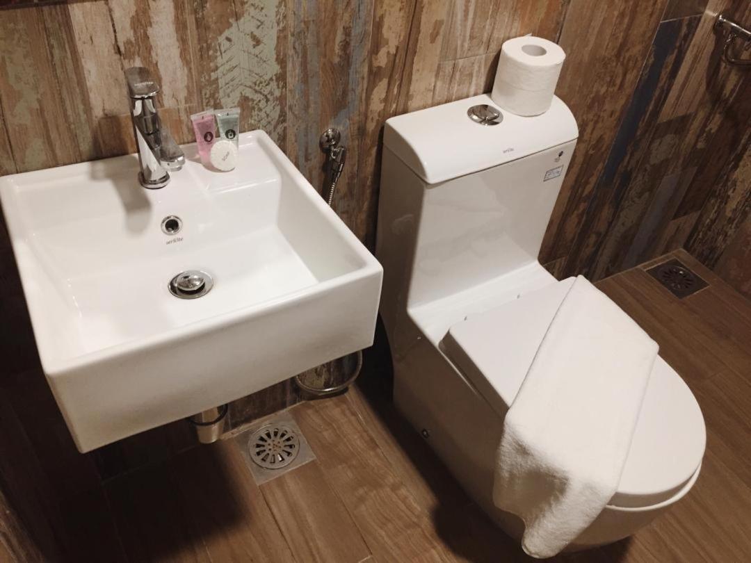 Rest And Comfort Boutique Hotel Куала-Тренгану Екстер'єр фото